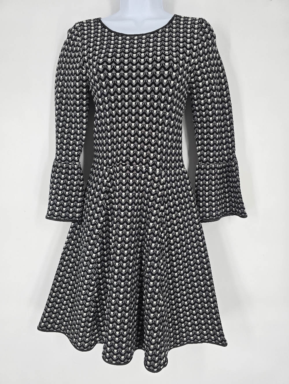 Parker Black White Long Sleeve Stretch Dress Flare Sleeve Size S